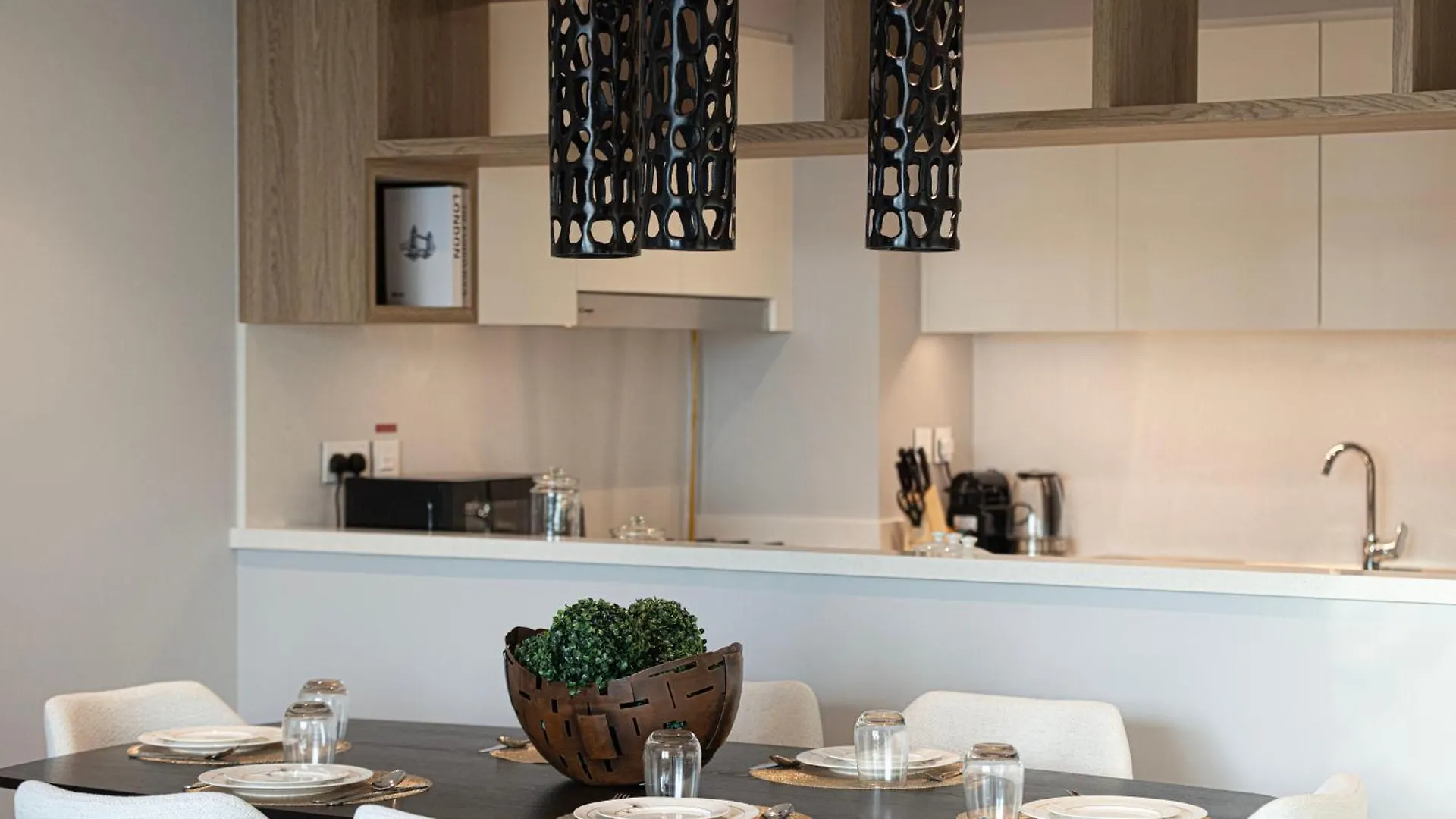 Apartment Magnificent - Luxurious 3+ 1 Bedroom With Burj Khalifa View Dubai